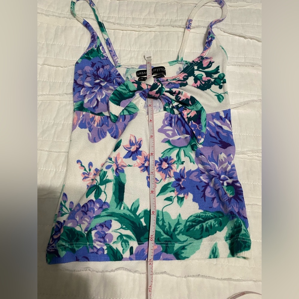 Urban Outfitters Tiffy Tie-Front Floral Tank Top - Picture 6 of 10